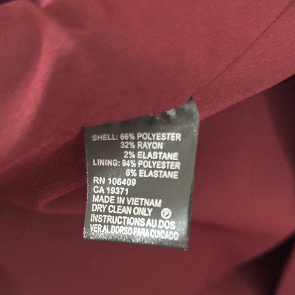 Tahari Woman Deep Burgundy Dress lightweight jacket - Picture 3 of 3